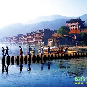 LH線(xiàn):鳳凰古城、古苗寨神秘湘西一日游!