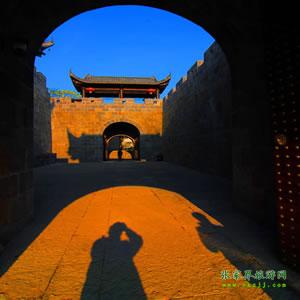 單獨成團M線:張家界袁家界、乾州城四天三晚獨立成團游