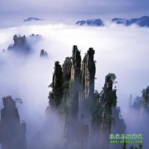 暑期夏令營(yíng)湘西精華旅游線路：長(zhǎng)沙、韶山、張家界、鳳凰純玩8日游